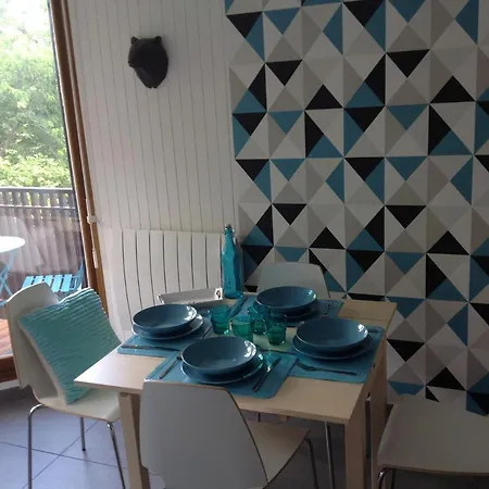 Les Dryades B2, Vue Apartman *